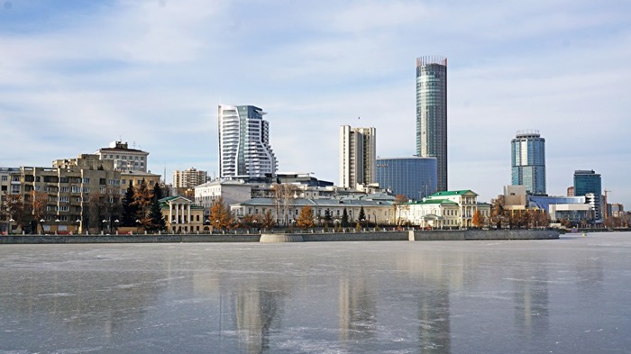 Не только лишь храм, а,  МНОГОЭТАЖКА! Екатеринбург, Храм, РПЦ, Свердловская область, Длиннопост, Негатив, Строительство храма